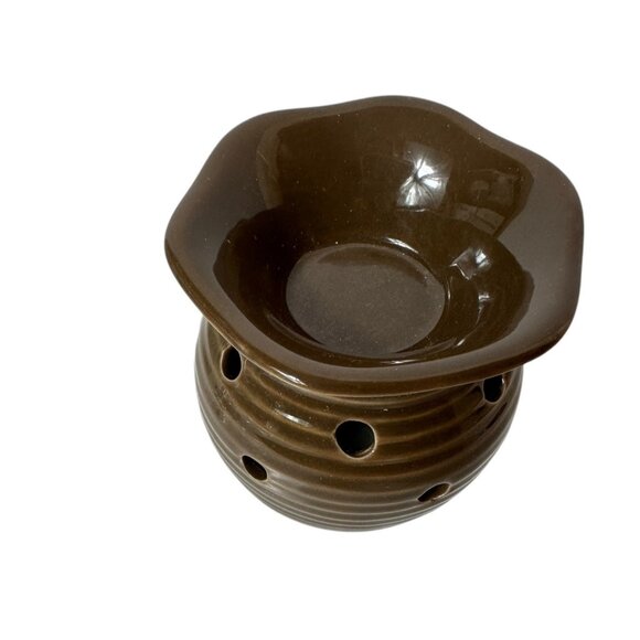 Scentsy Groovy Brown Plug-In Scented Warmer - Picture 4 of 8